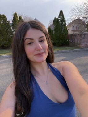 Meet your Posher, Lela